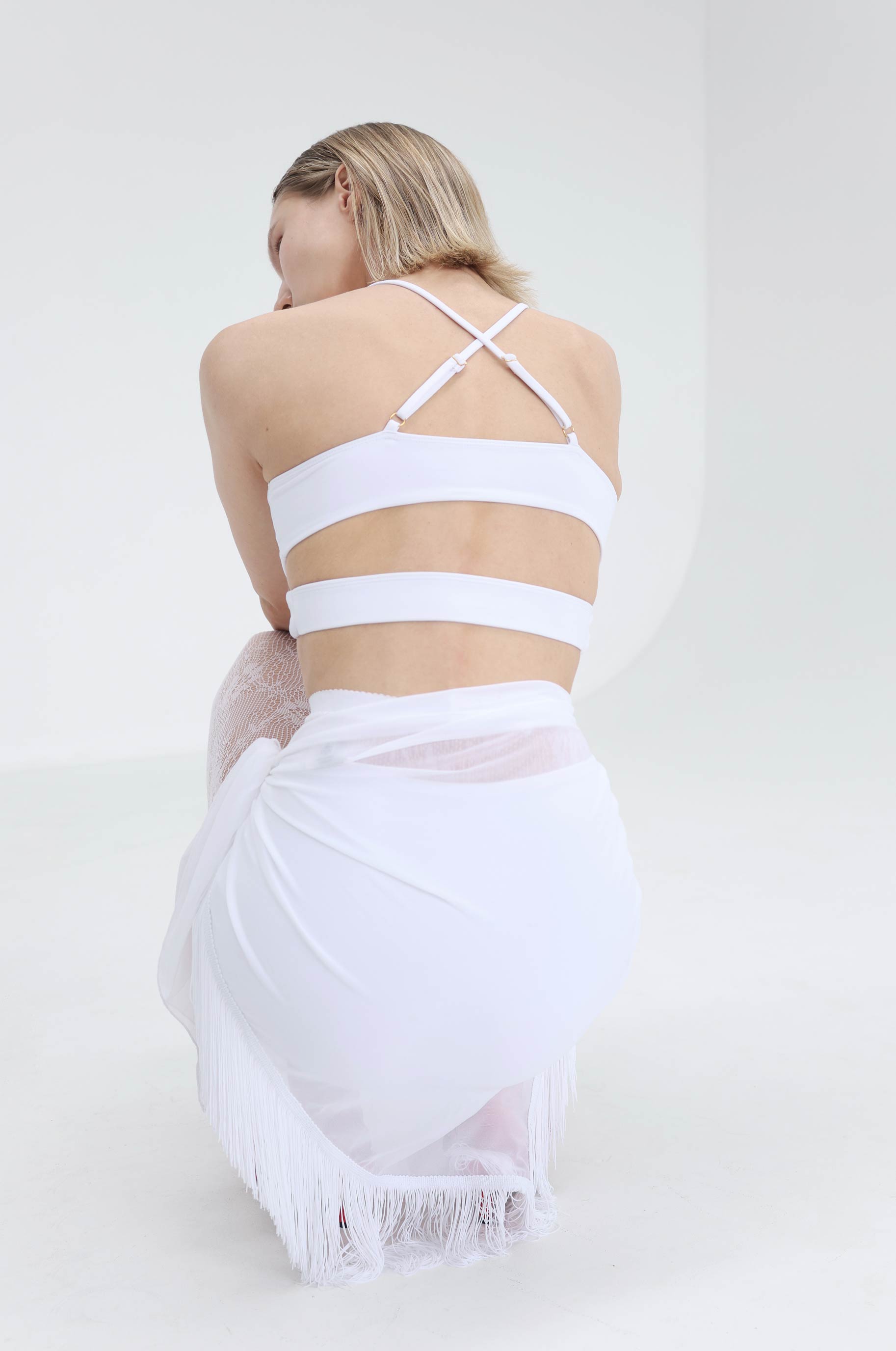 Топ Alluring White