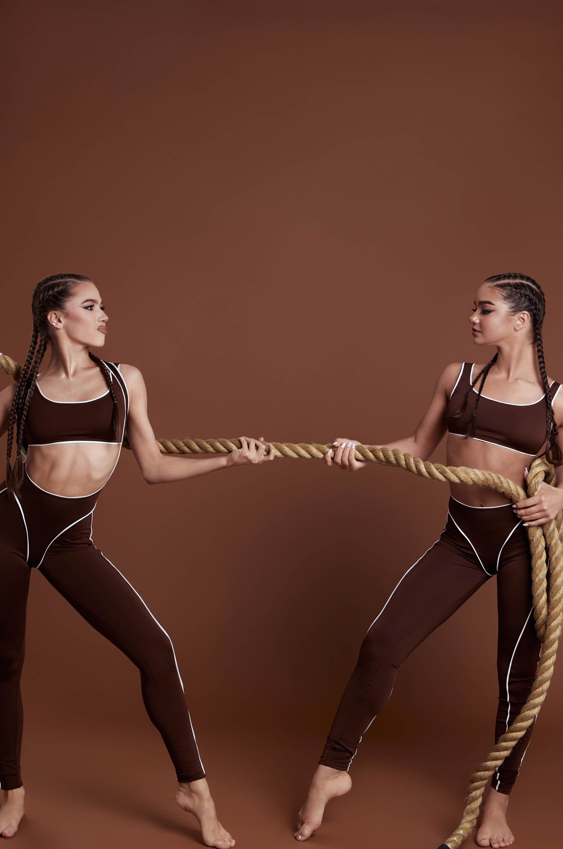 Топ Seductive Curves